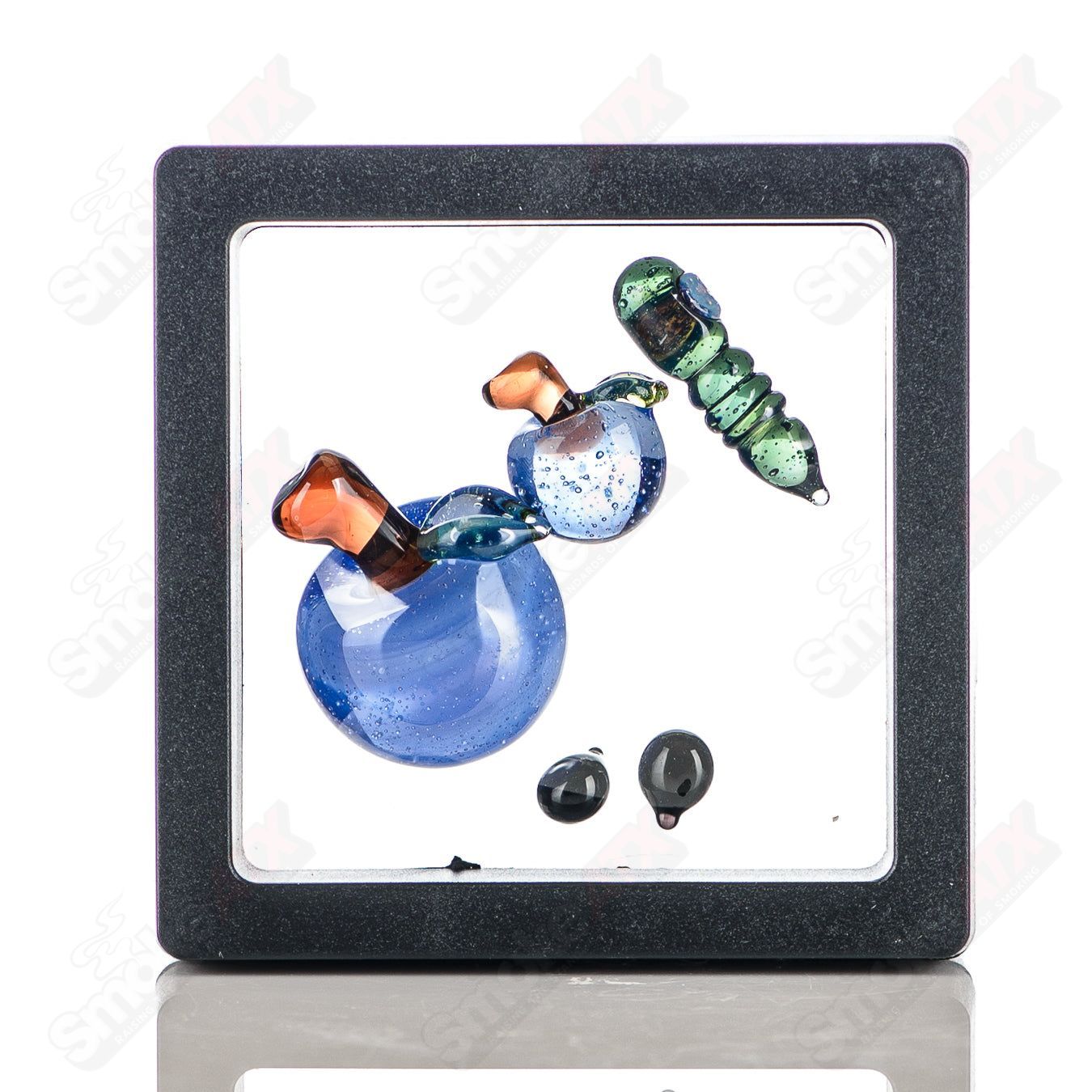 Apple Slurper Set Pouch Glass showing a clear glass slurper with apple design, part of Pouch Glass's collection of glass slurper sets.