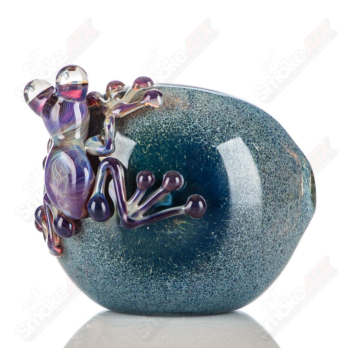 Beezy Glass frog spoon pipe made of clear glass with a detailed frog design, compact and portable for everyday use.