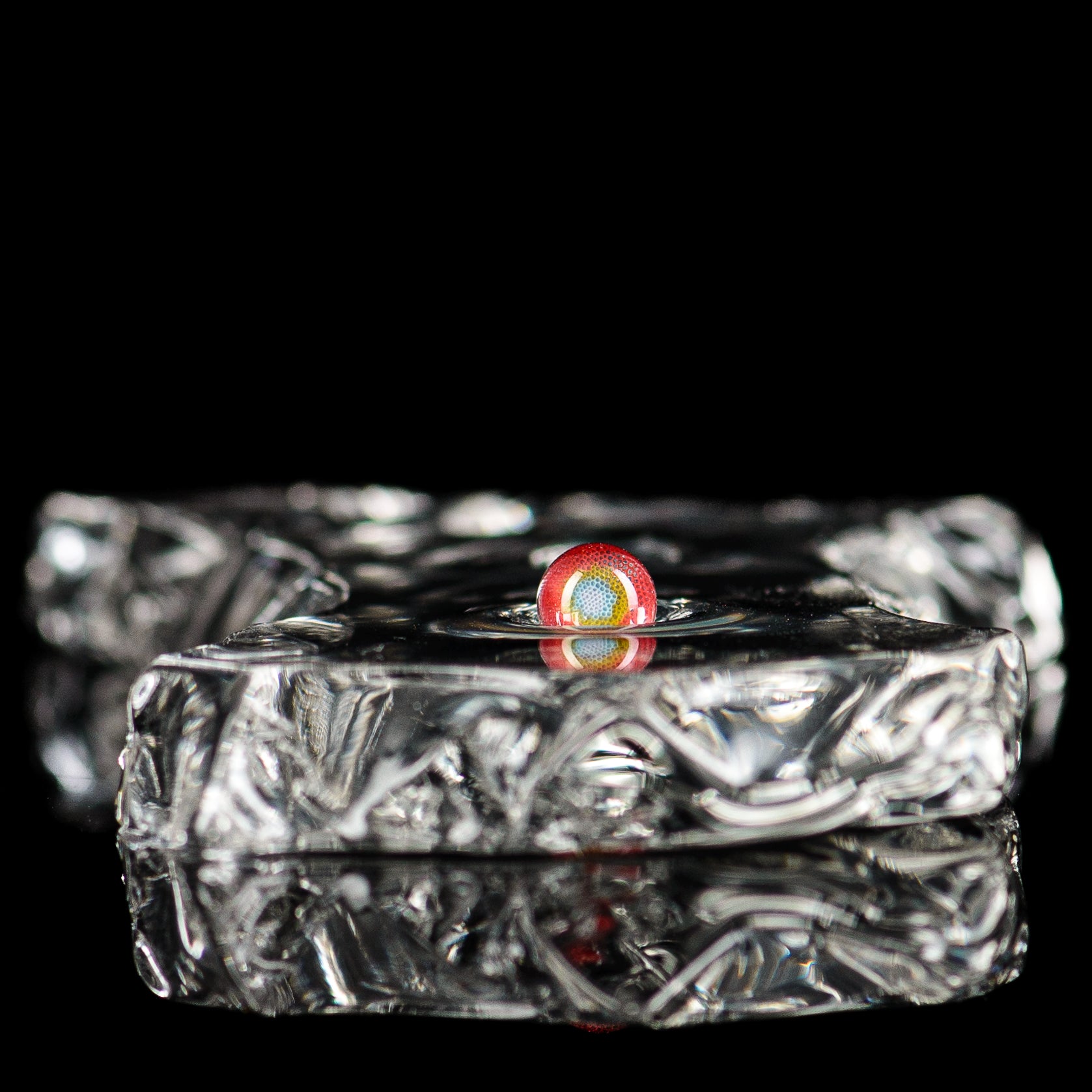 Pearl Dosa glass with clear glass design featuring pearl and insert decorative elements, showcasing elegant craftsmanship.