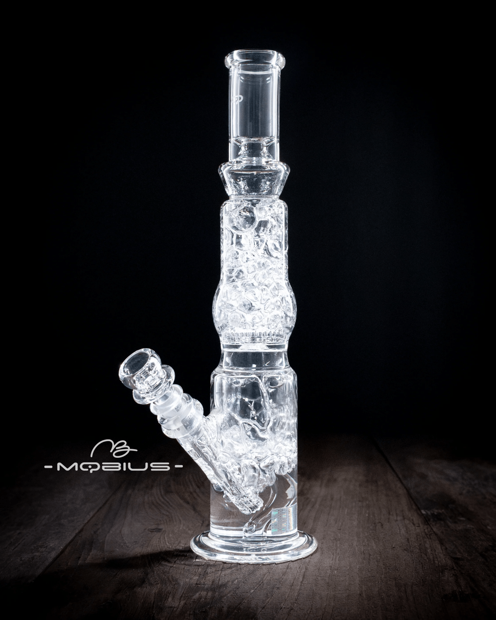 Mobius Nanocycler V3 Matrix Perc glass waterpipe featuring intricate percolator design for smooth filtration.