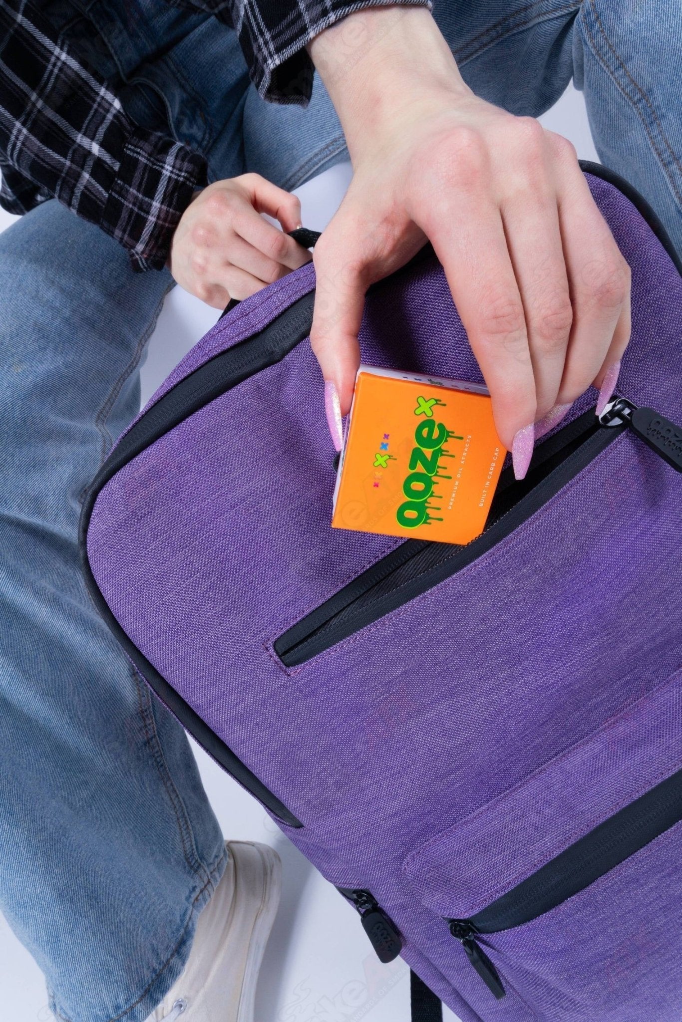 Ooze Traveler Smell Proof Locking Backpack - Purple Haze - Smoke ATX