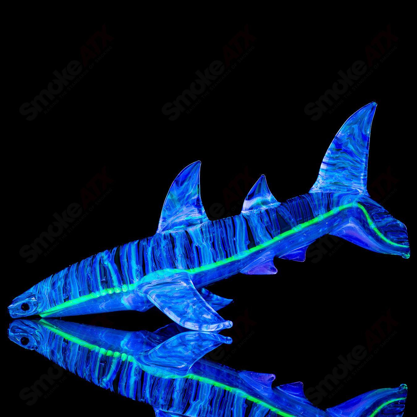 Hammerhead Shark Mako Glass hand pipe with detailed shark design, heady glass craftsmanship, perfect for collectible pipe enthusiasts.