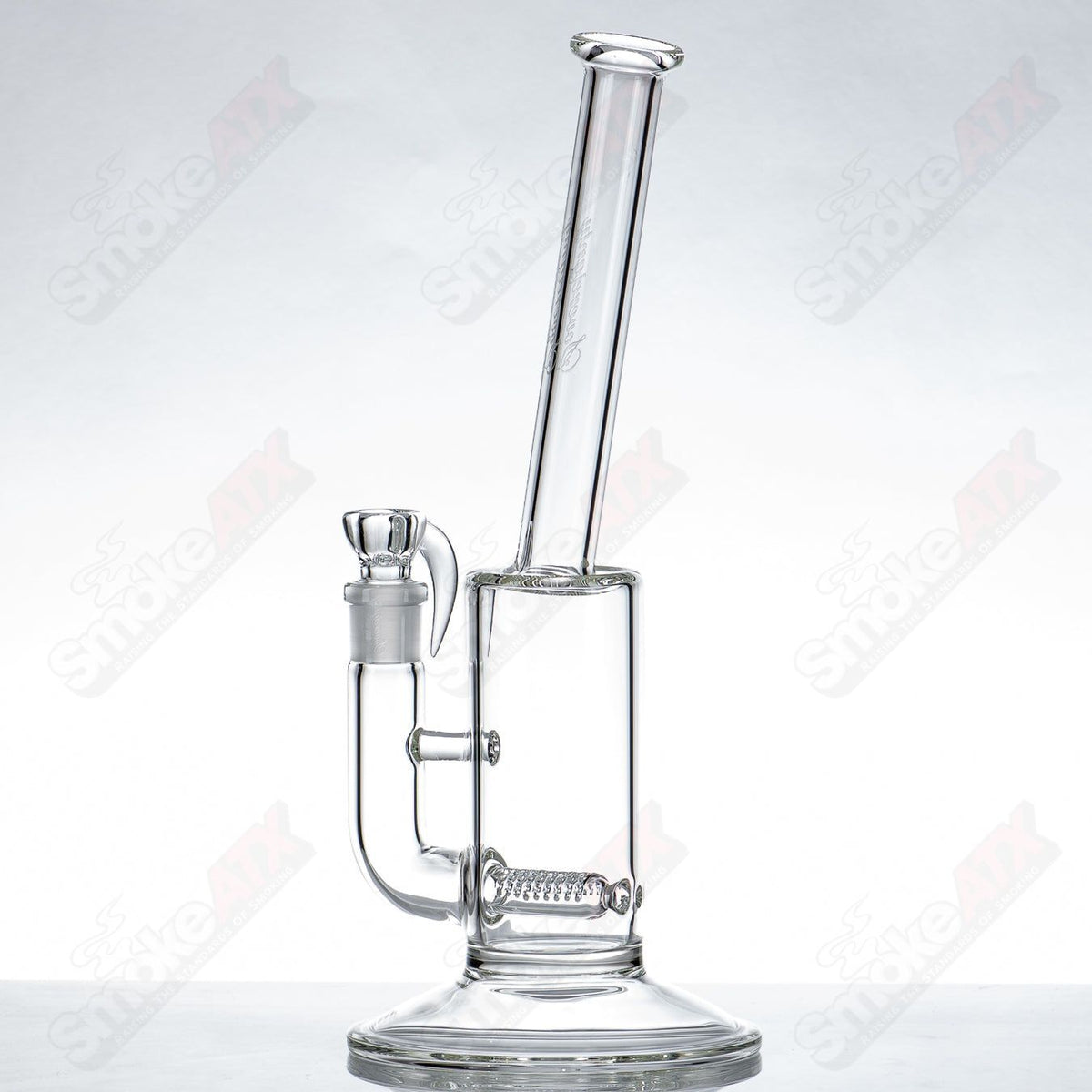 Sovereignty Glass Queen Stemline clear straight tube with bent neck, showcasing smooth glass design and precise craftsmanship.