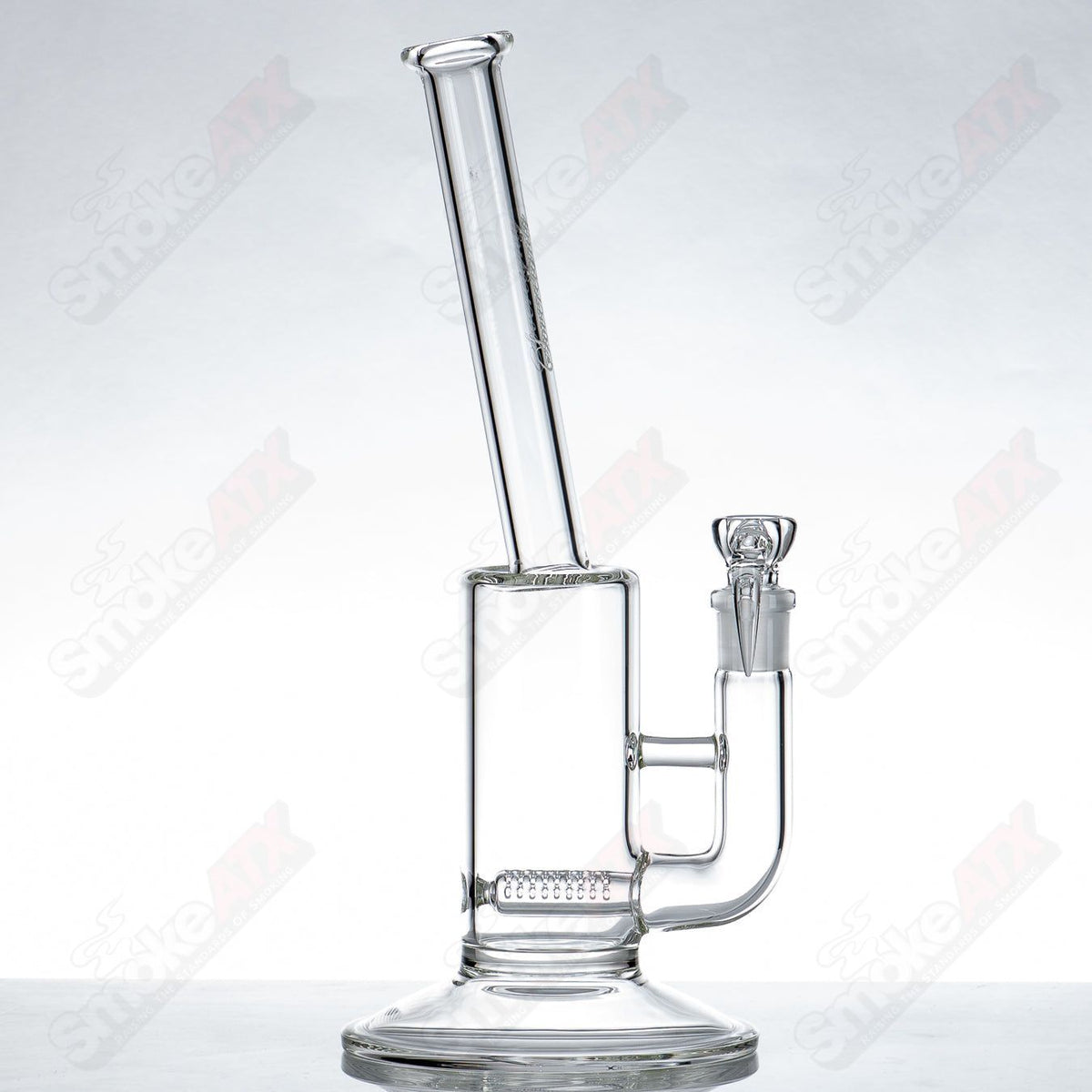 Sovereignty Glass Queen Stemline clear straight tube with bent neck, featuring a sleek, high-quality glass design.