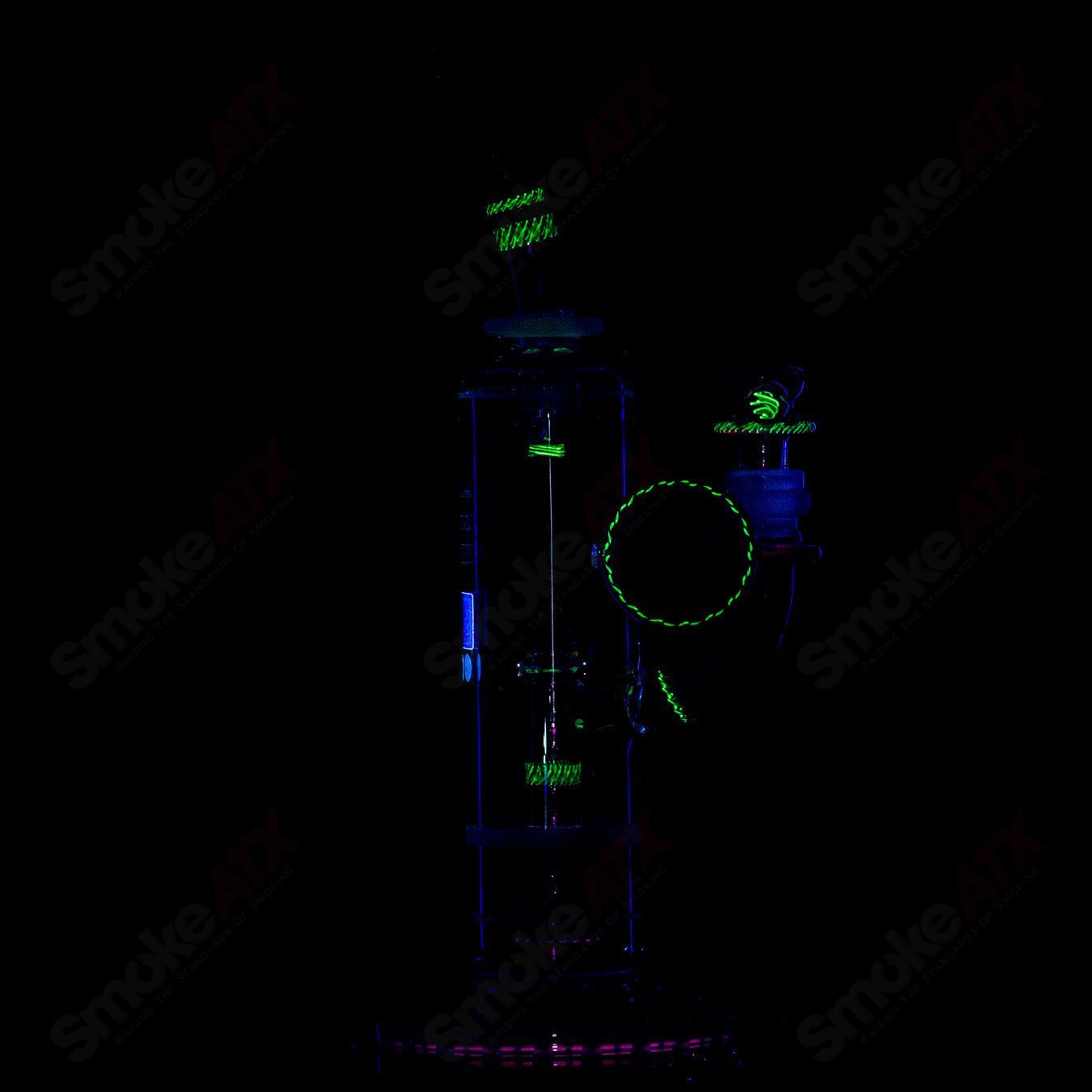 Mobius Scope Matrix V2 Hybrid WKD 2025 glass straight tube with clear design and precise craftsmanship.