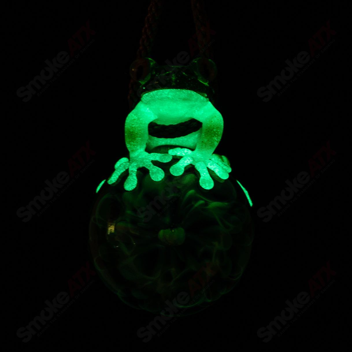 Kengtaro Sky 空 pendant made of colorful glass, featuring intricate heady glass design with a celestial sky motif.