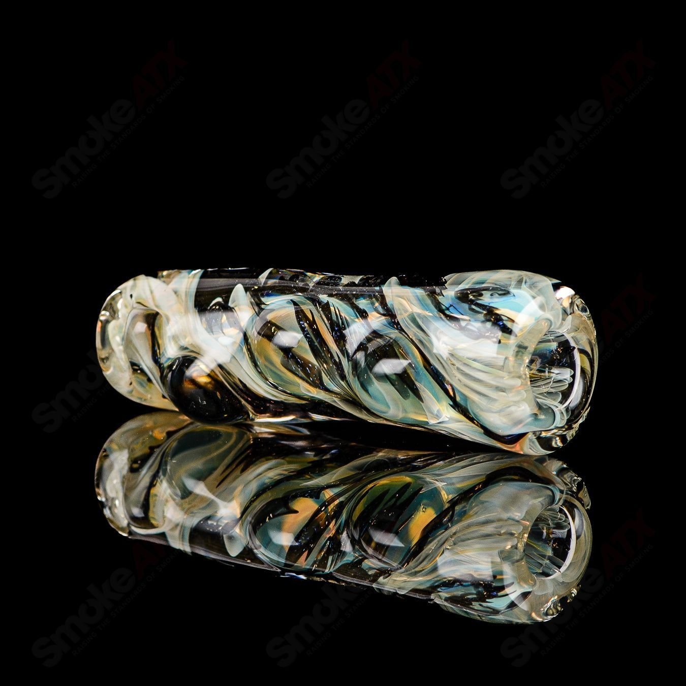Texas Hot Glass 11 Taster Chillum glass pipe showing clear glass with a compact design and smooth finish.