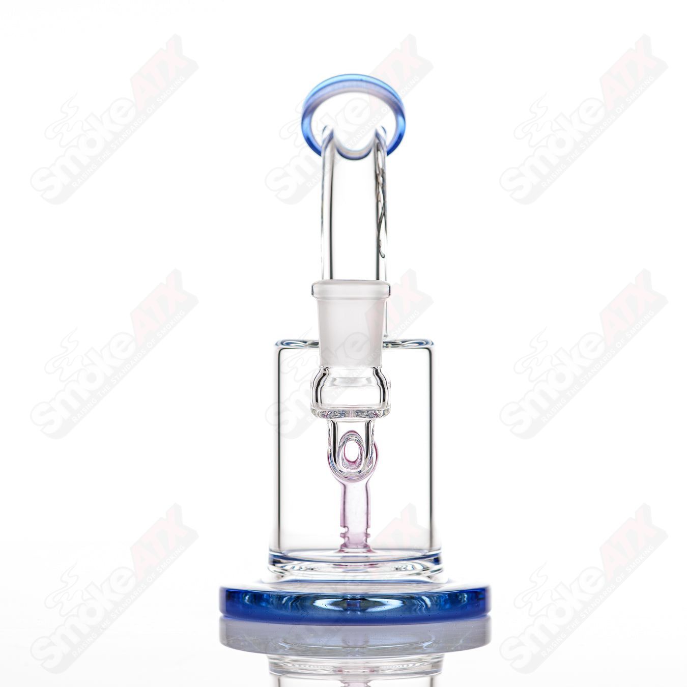 Toro Macro XL 14mm glass concentrate rig with dual-colored foot and mouthpiece, designed for concentrate use.