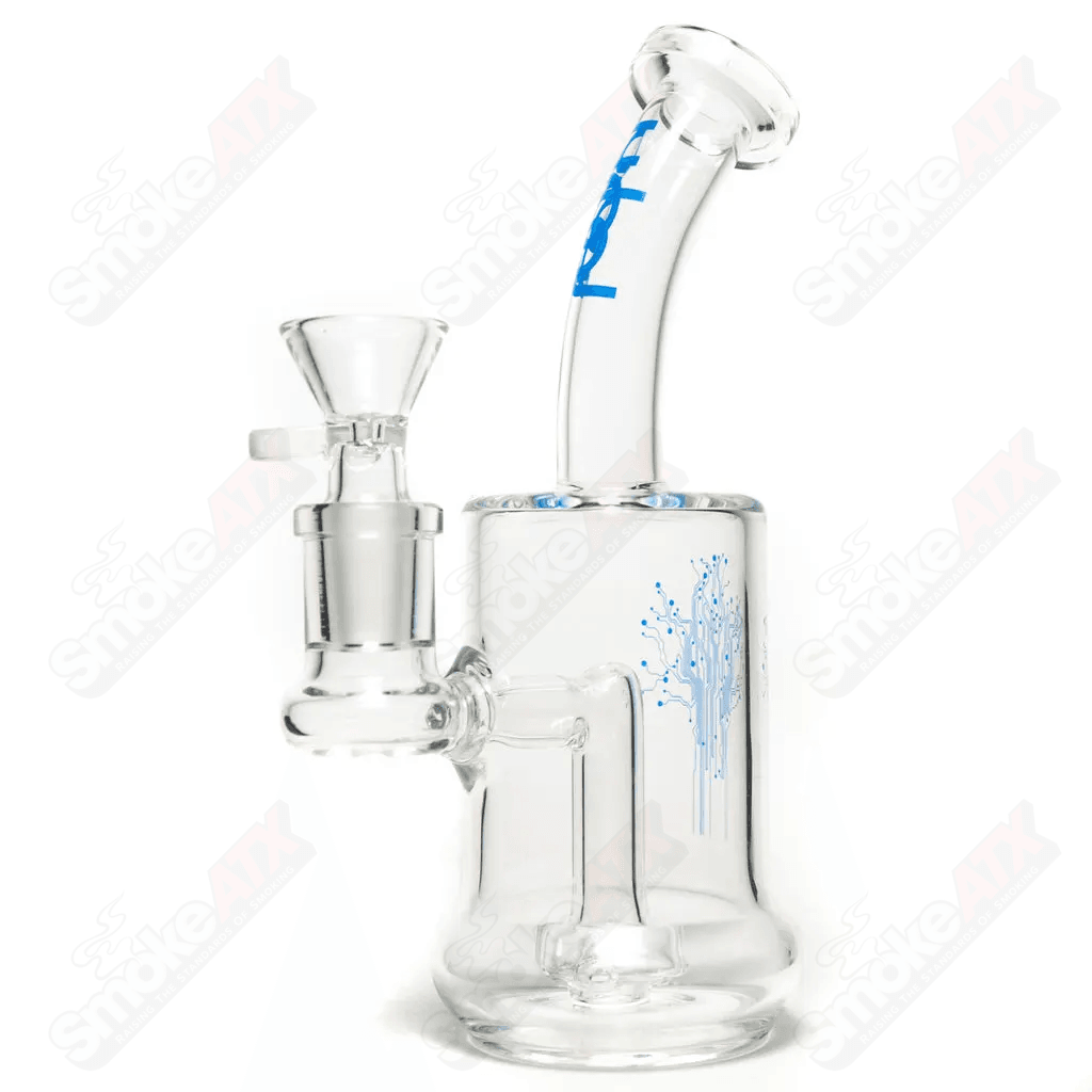 Urbal Technologies 7-inch Traveler Rig glass bubbler with clear design and compact size for portable use.