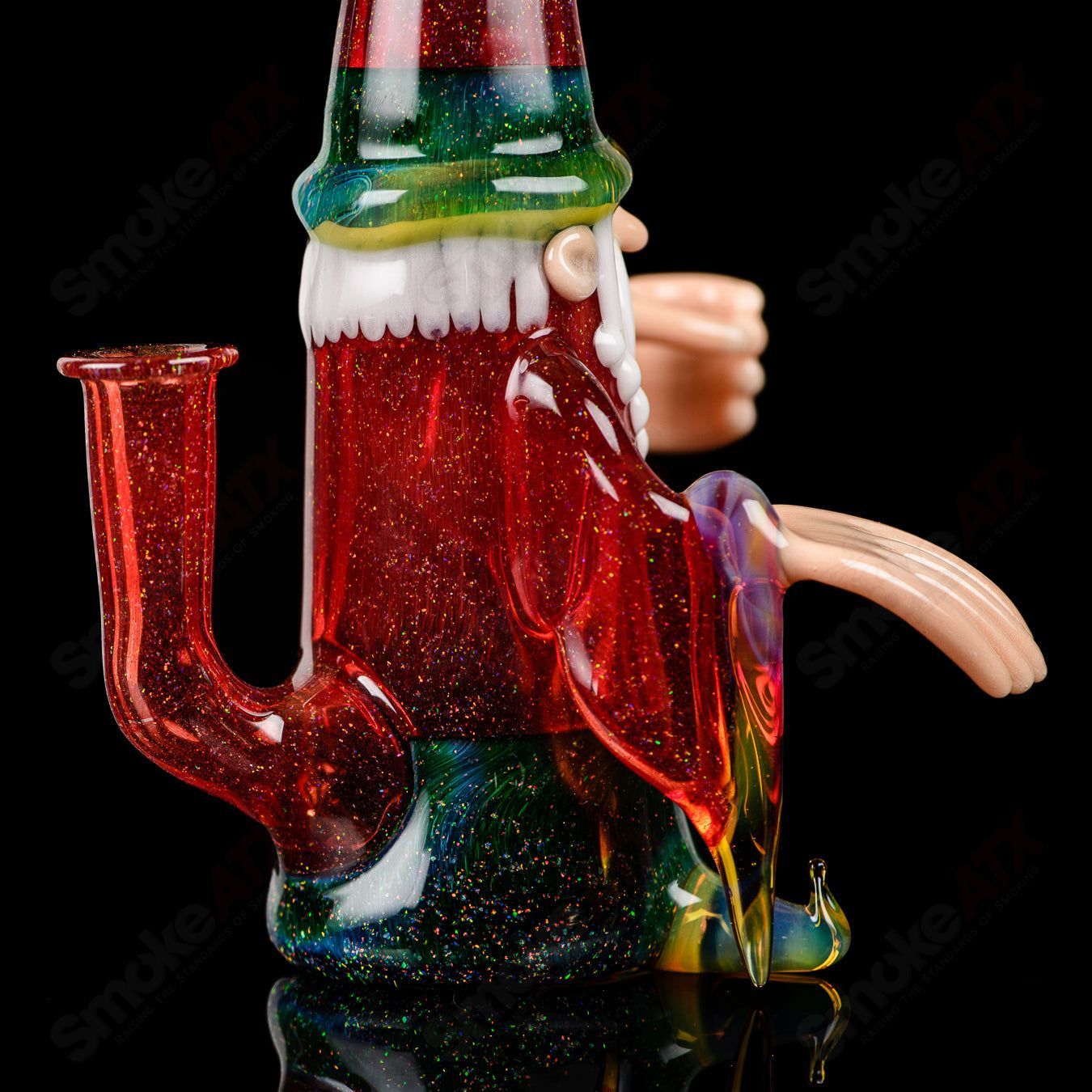 Heady glass Wizard Rig Classic by Phil Siegel featuring intricate glasswork and a wizard-themed design for concentrate use.