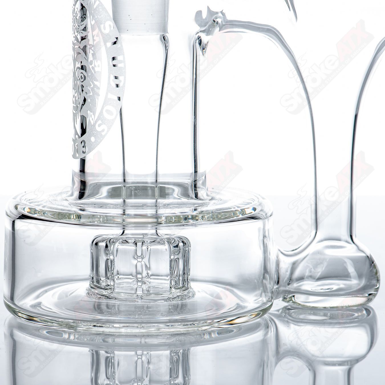 14mm RBR concentrate rig by Bear Mountain Studios, featuring heady glass design with intricate details and vibrant colors.