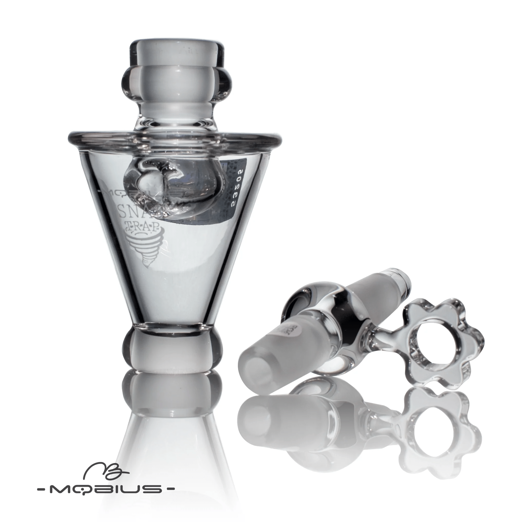 Mobius 14mm Snap Trap Fitting glass bowl for water pipes, featuring clear glass construction and precise fitting details.