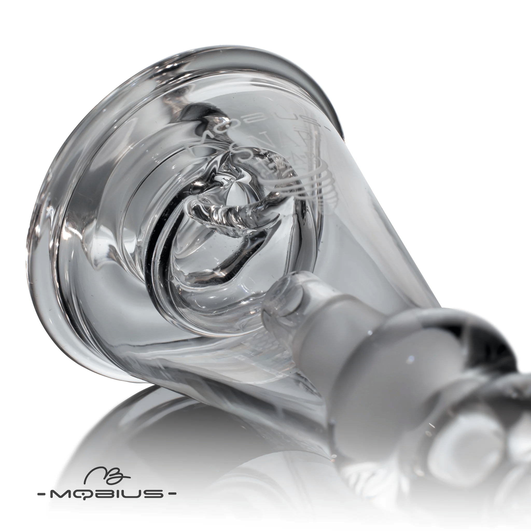 Mobius 14mm Snap Trap fitting glass bowl for smoking pipes, featuring a secure snap trap design and clear glass construction.