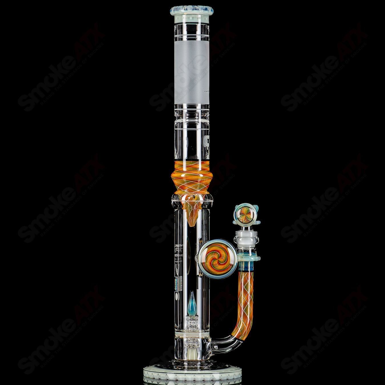 Glass waterpipe with splashtrap elements, Mobius #2 45 T V1 model, featuring intricate glasswork and a sleek design.