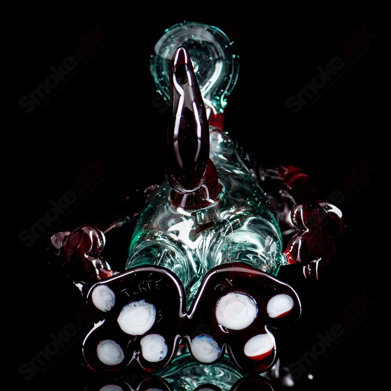 Full-size T-Tree Dog Rig made of glass, standing design for concentrate use, with a clear glass build and detailed features.