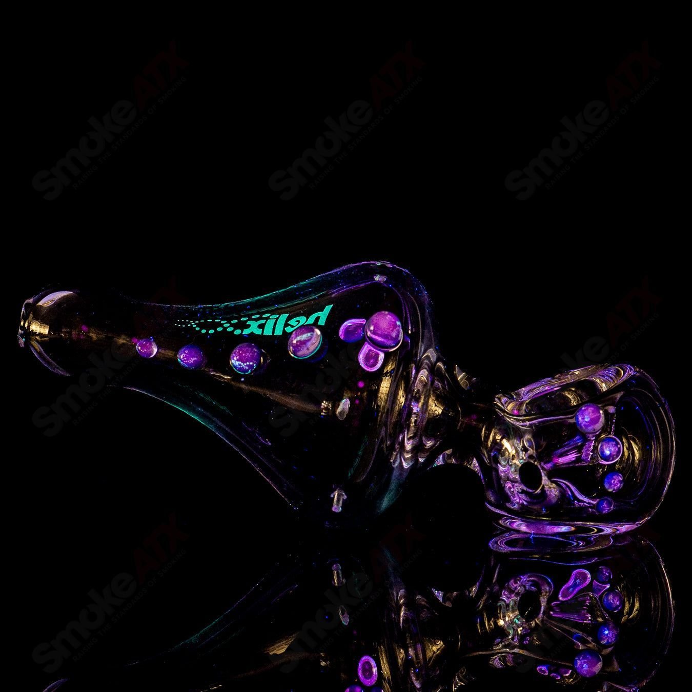 American Helix #2 OG UV Daily Driver Classic Helix glass pipe with a sleek design and vibrant UV-reactive accents.