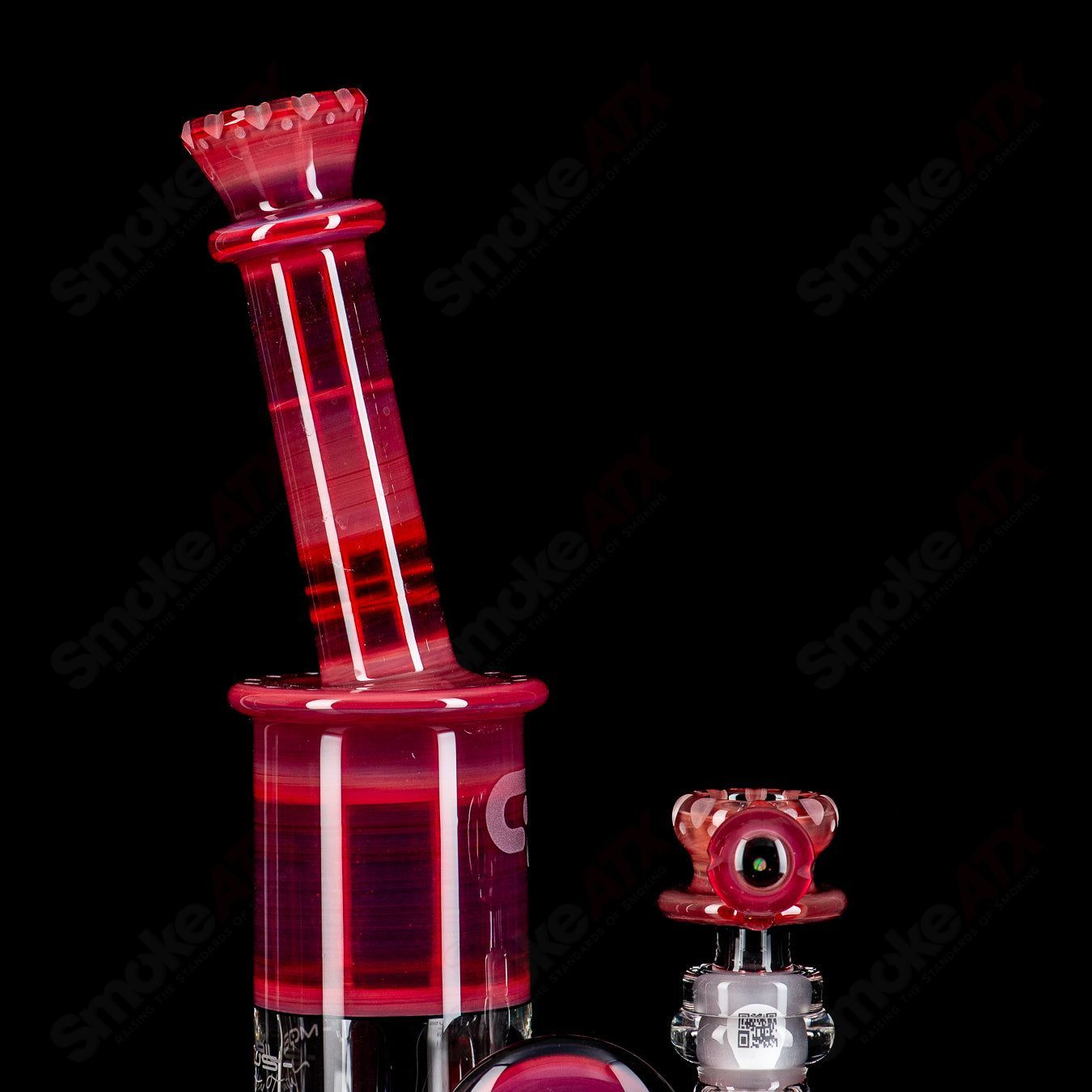 Mobius 50T V6 Hybrid waterpipe glass piece for smoking, featuring a sleek design and durable construction.