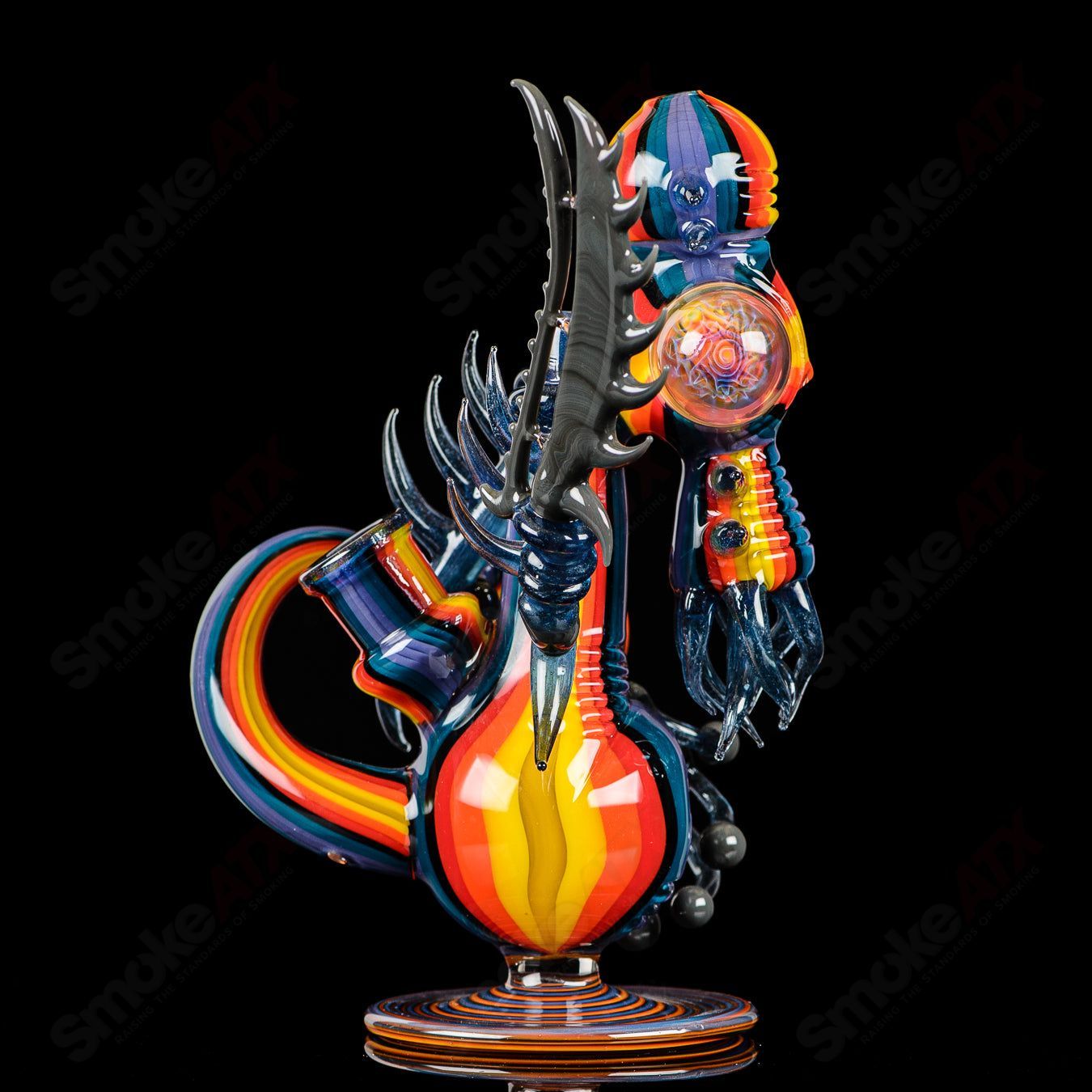 Alien Cthulhu Rig freeek glass for concentrates, featuring detailed alien and Cthulhu design in heady glass style.