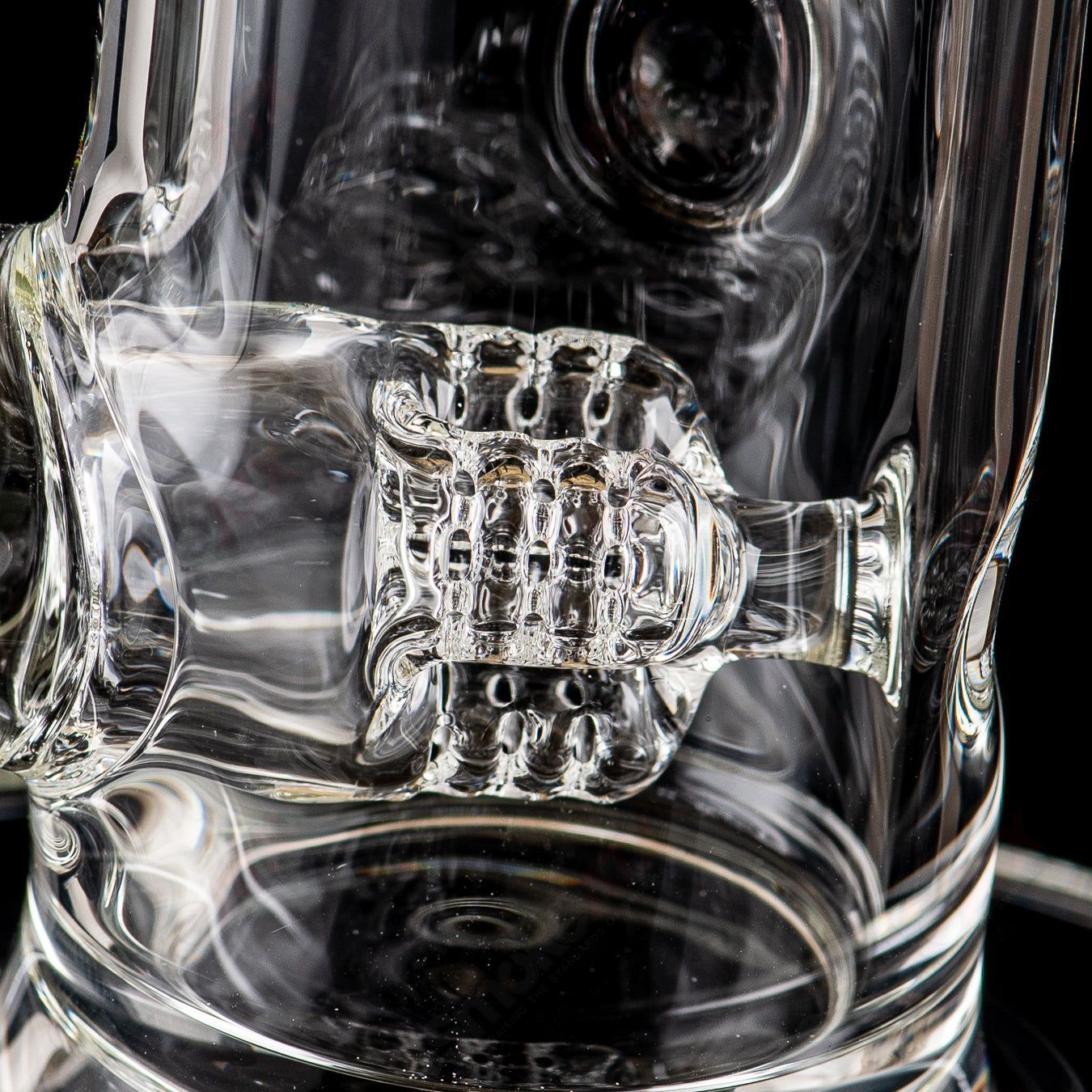Clear Bishop Mini3 straight glass tube with Milie Sovereignty Glass logo, featuring a sleek design and transparent finish.