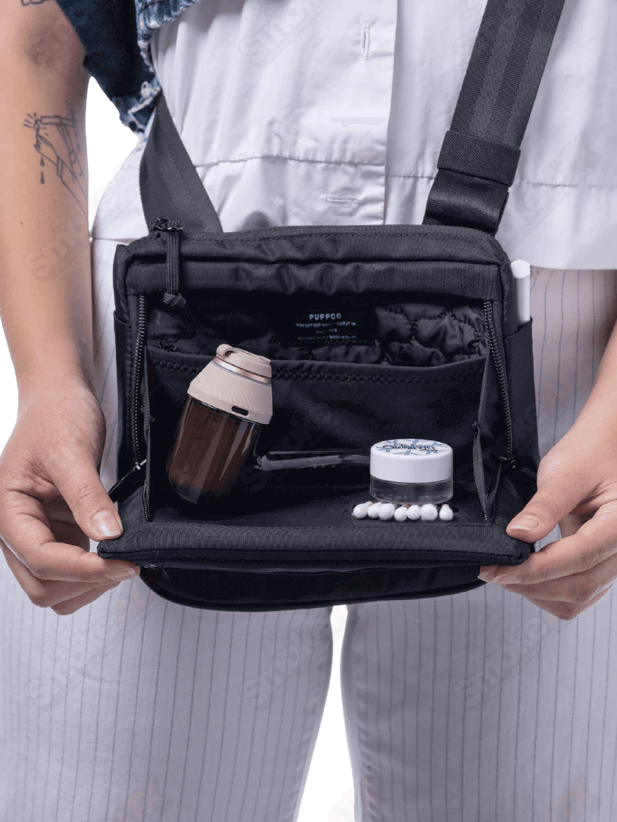 Black Proxy Travel Bag Puffco - Smoke ATX