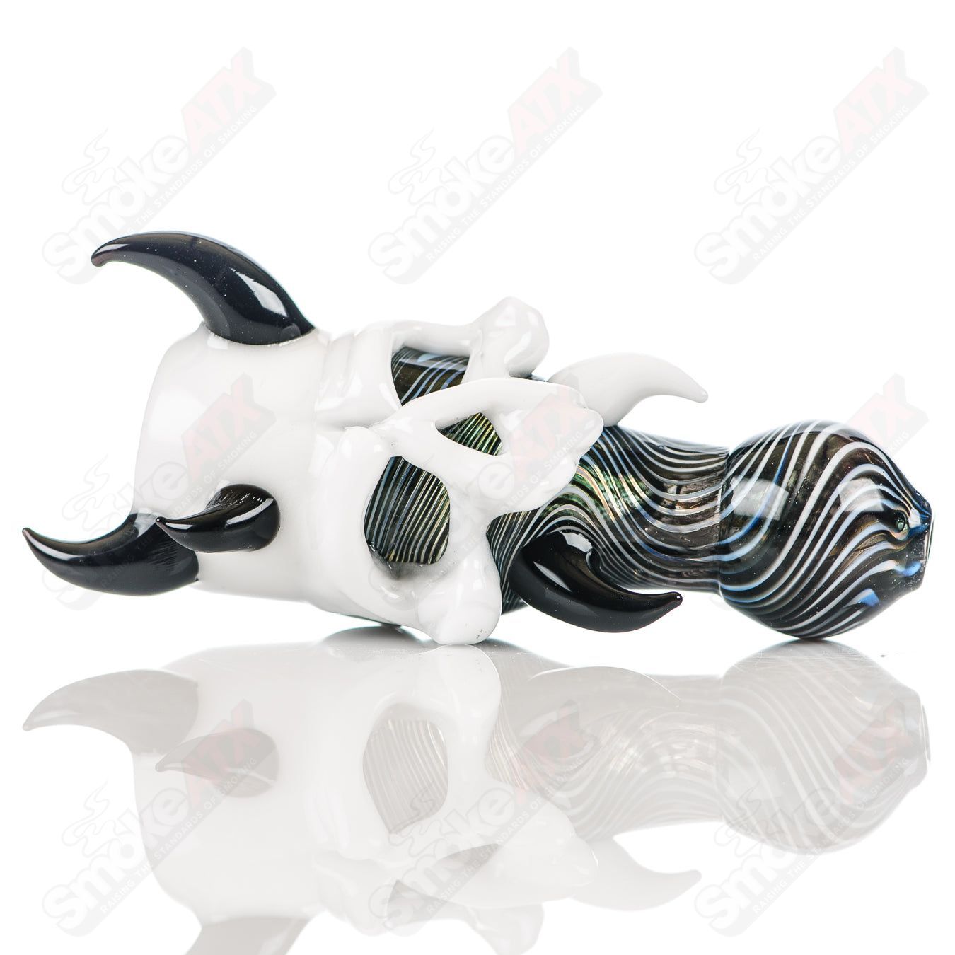 Black/White Worked Skull Hitter Ghost Glass - Smoke ATX