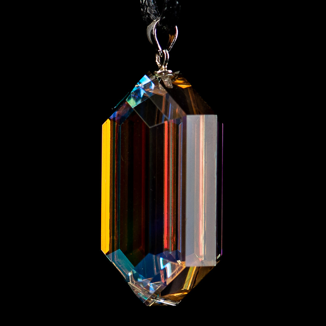 #1 Faceted Pendant by Fatal Facets