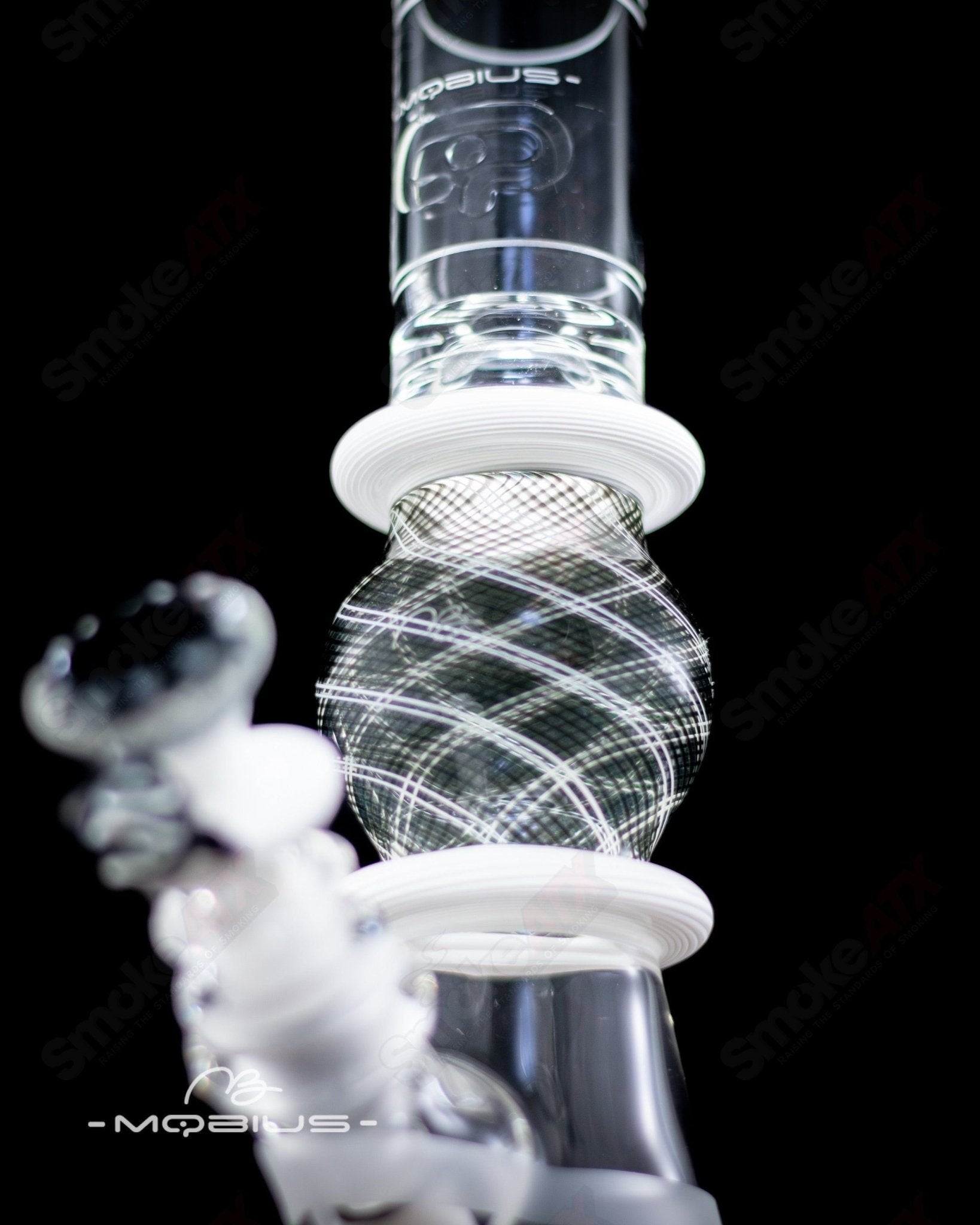 Mobius GRB 16 Circle Solo signed glass beaker with #11 of 2024 edition, clear glass with printed design and signature.