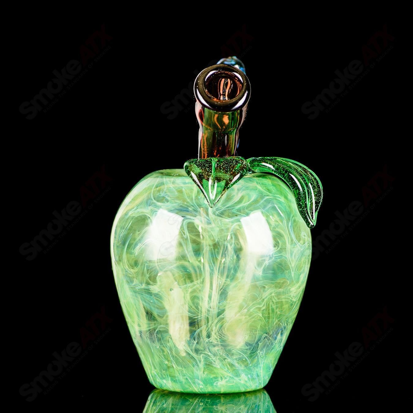 Green Apple Rig with Worm Dabber Pouch Glass, a colorful heady glass concentrate rig featuring a vibrant green apple design and a dabber pouch.