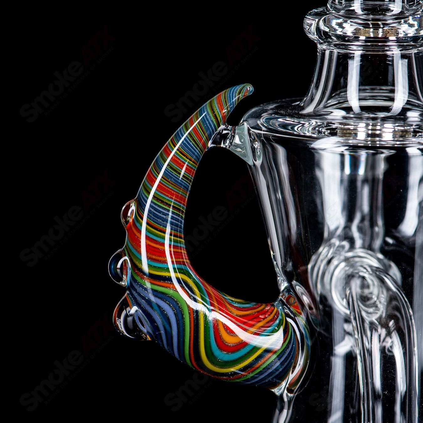 Devo Linework Rig with Horn, glass concentrate rig featuring intricate linework design and a horn accent.