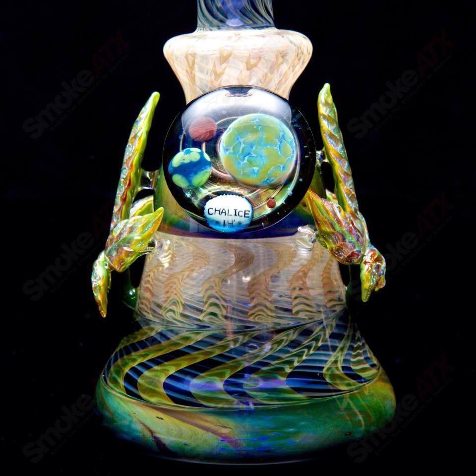 Mr. Gray x Jolex x JD Maplesden Collab heady glass concentrate rig with intricate design and vibrant colors.