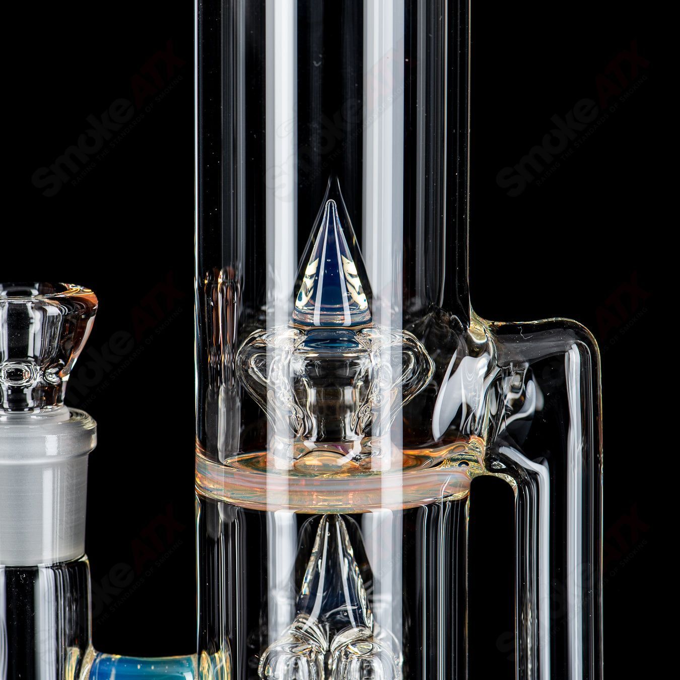 Sovereignty Glass Pandemic Treecyler with down-grid stem line, inverted 4-to-Imperial, splash guard, heady glass piece, intricate design.