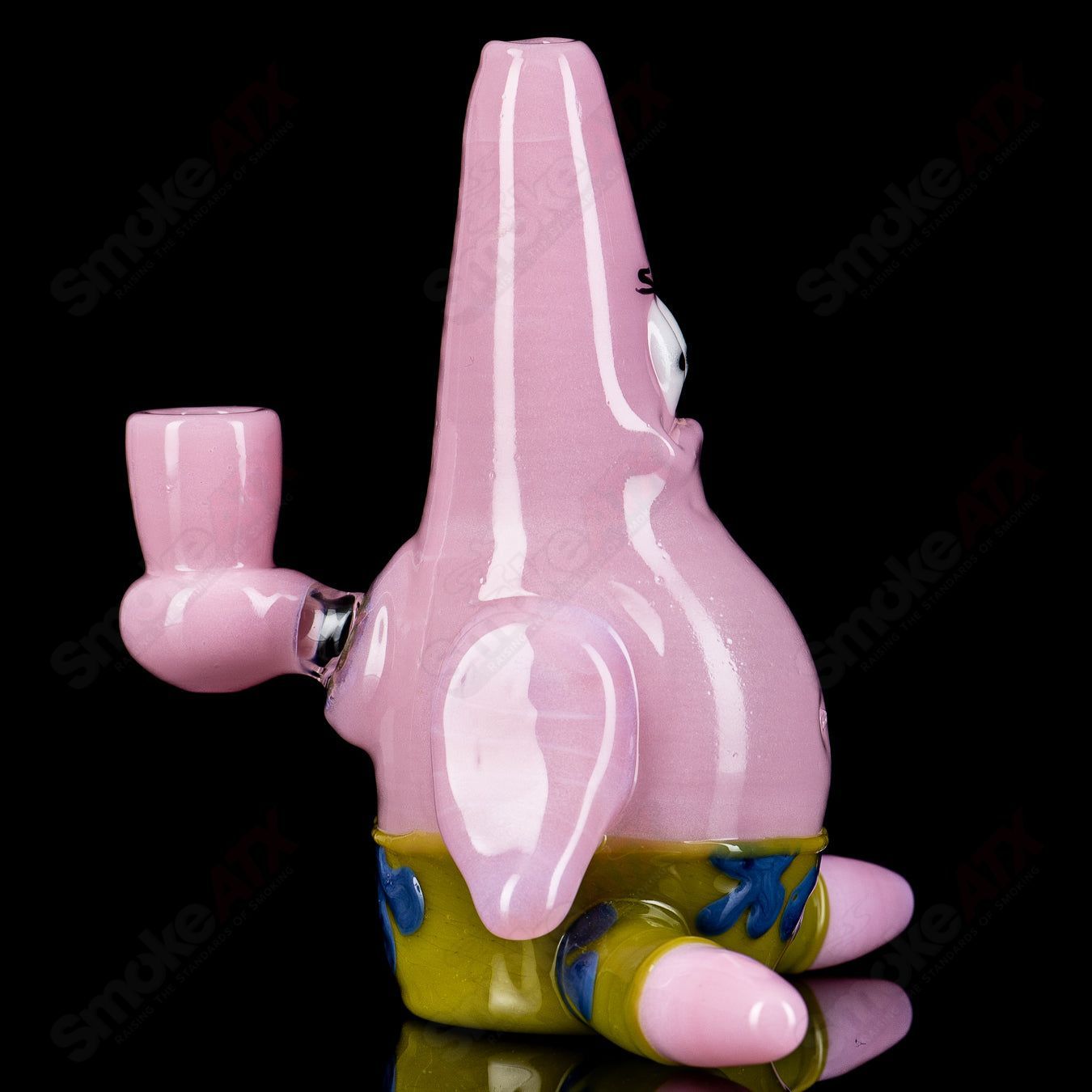 Hendy Patrick Rig glass concentrate rig with colorful design and intricate details for vaporizing concentrates.