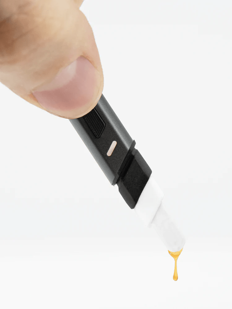 Pearl Puffco hot knife loading tool for vaporizers, featuring a sleek pearl design and precise tool for vaporizer loading.