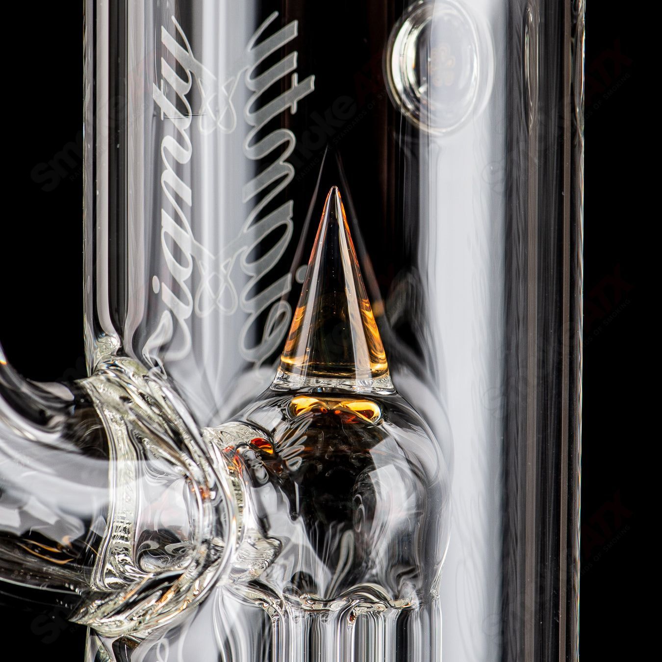 Sovereignty Glass Queen Fixed 4-Arm Minor Accent straight glass tube with natural neck design, featuring intricate craftsmanship and clear glass.