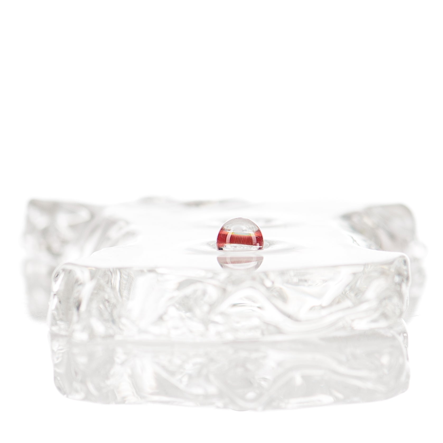 Pearl Dosa glass with pearl and insert design, clear glass featuring elegant pearl accents and intricate details from Dosa Glass.