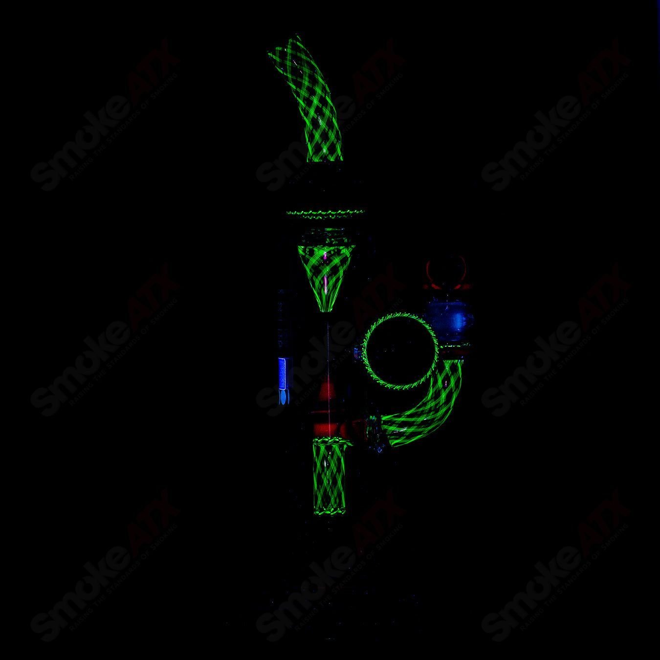 Mobius Scope Matrix V2 Elements straight glass tube with splash trap, featuring Mobius branding and clear glass design.