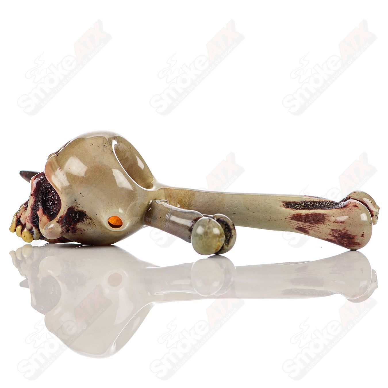 Hand-blown Ghost Glass Skull Spoon Ghost Glass heady glass hand pipe with detailed skull design for smoking use