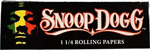 Snoop Dog 1 1/4 Rolling Papers from the 420 Products collection, featuring branded packaging and rolling paper design.