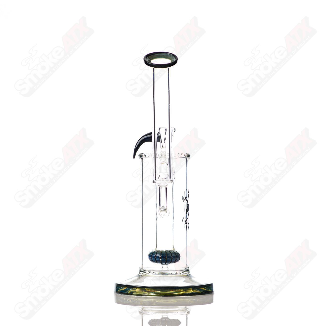 Blue-green 12-inch Texas Tubes showerhead bubbler waterpipe with 18mm joint, made of glass, designed for smooth water filtration.