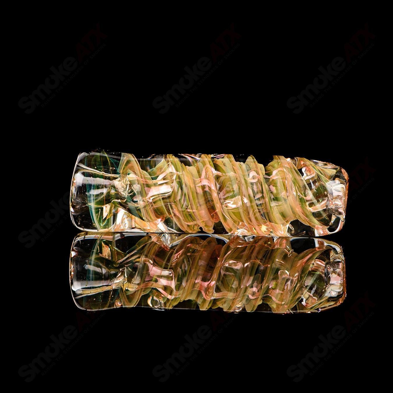 Texas Hot Glass Taster #13 Chillum glass pipe with clear glass design and compact shape.