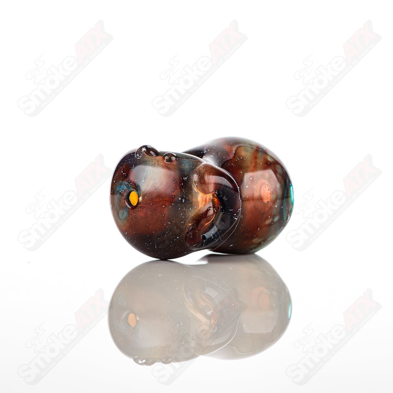 Glass by Nobody 19 Bean Spoon glass pipe featuring a clear design with a bean-shaped bowl and smooth glass surface.