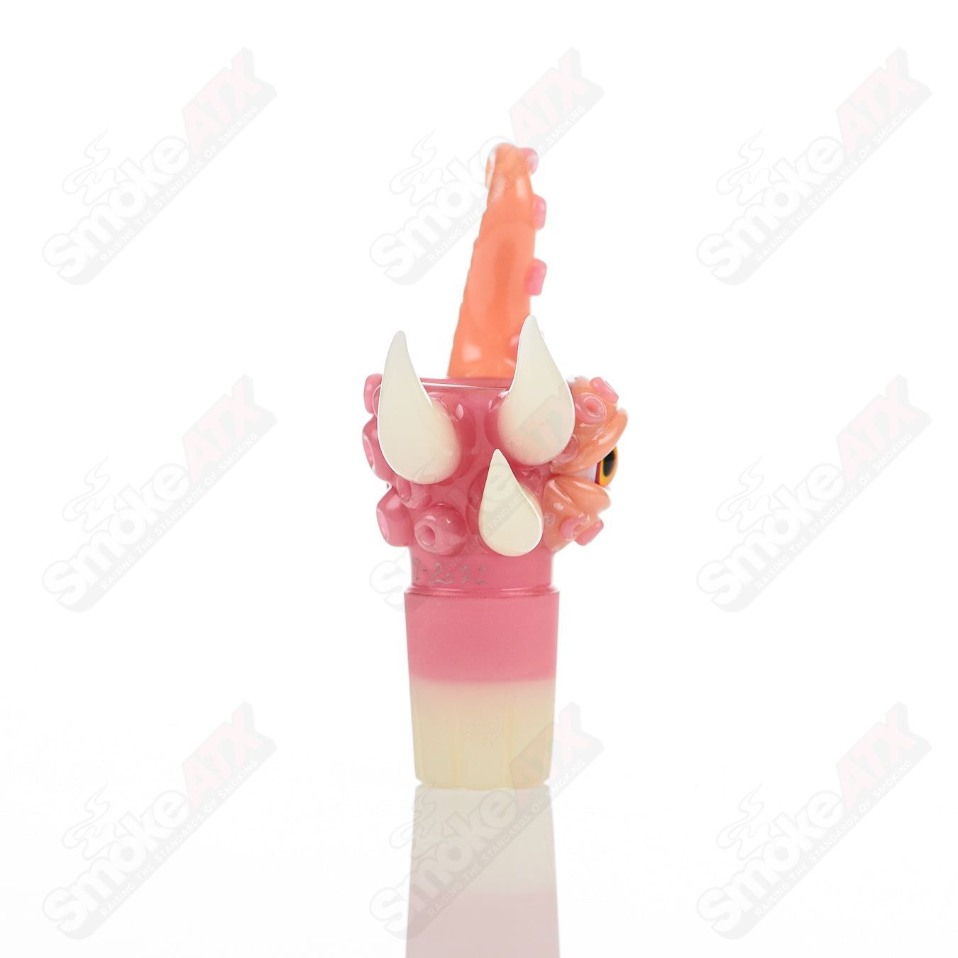 Salt Glass 19mm slide with 3-hole Plastique Blush Tooth design, compatible with Heady Glass bowls for smoking accessories.