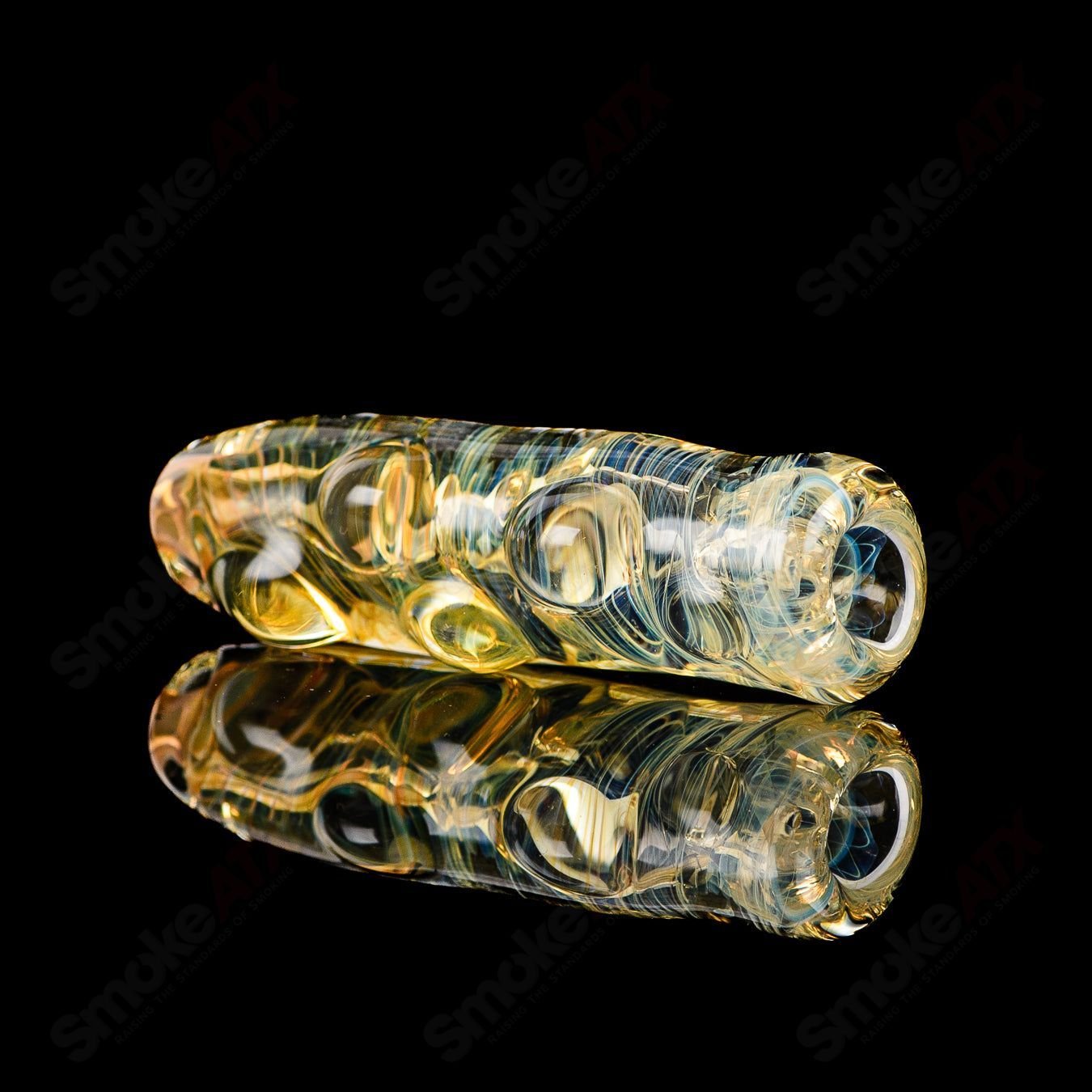Texas Hot Glass #25 Taster Chillum glass pipe with clear design and smooth mouthpiece for smoking enjoyment.