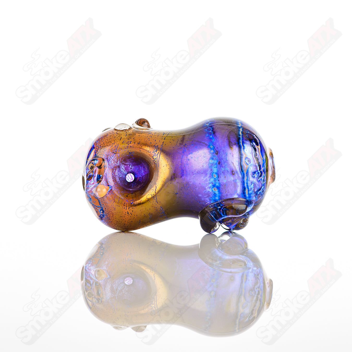 Glass by Nobody Bean Spoon Glass pipe with a transparent design and bean-shaped bowl, ideal for dry herbs.