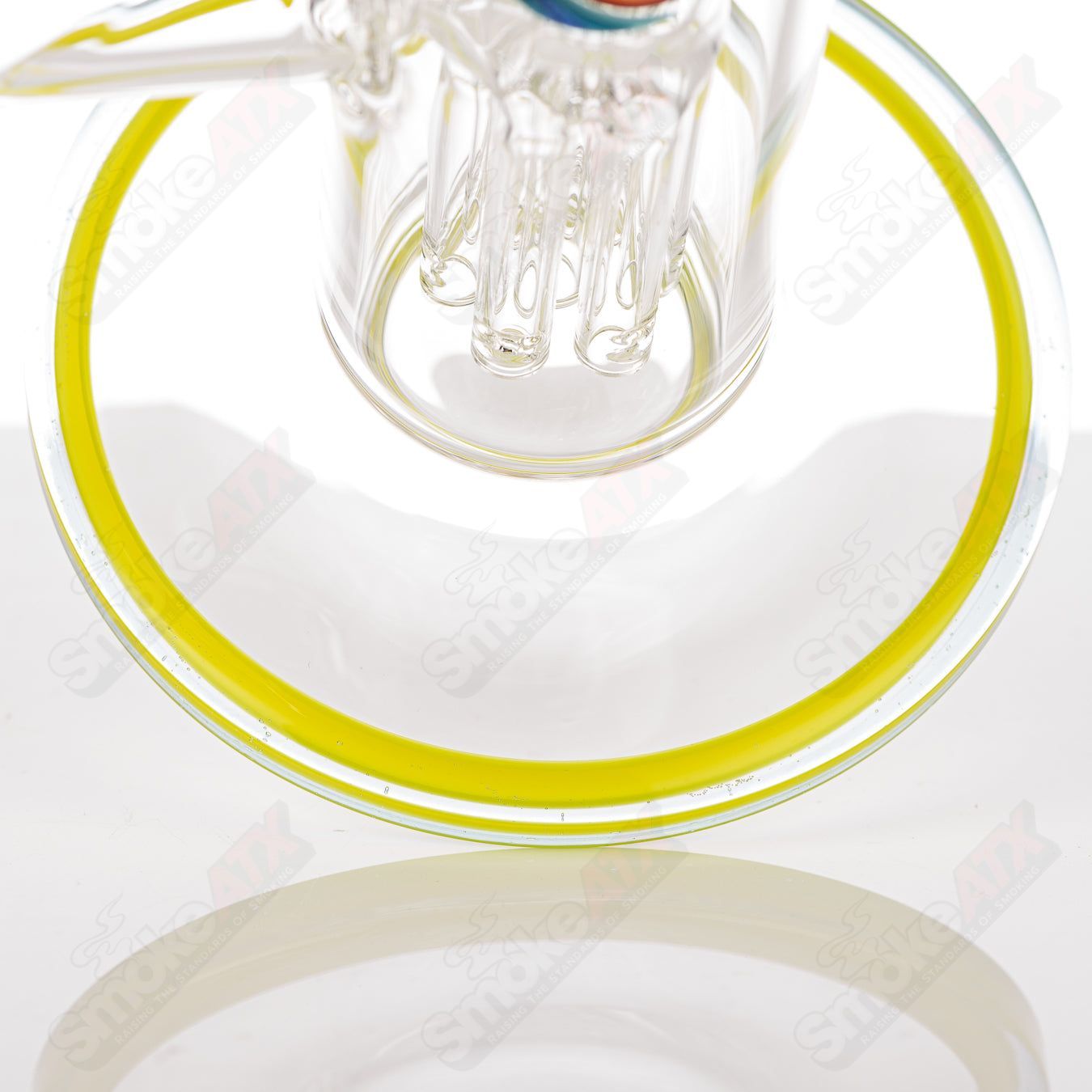 Toro glass 18mm 7/13 arm perc straight tube with worked sections for smooth filtration and aesthetic design.