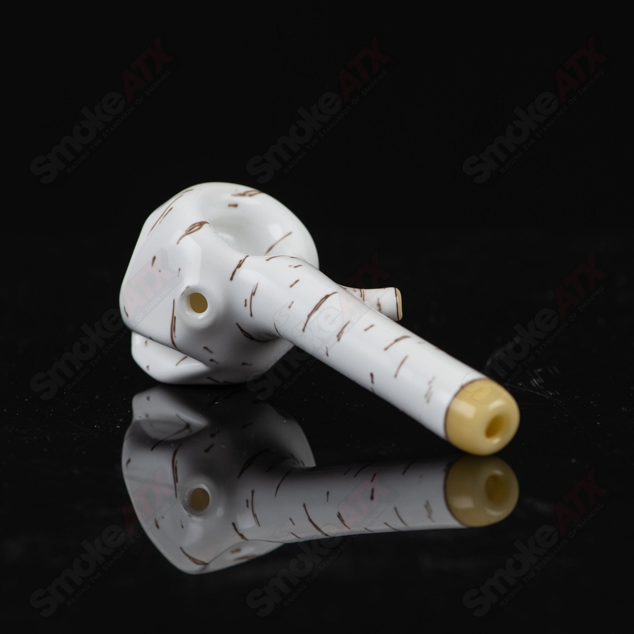 Foster Glass Heady Glass 3 Birch Skull Spoon hand pipe with detailed birch skull design and clear glass construction.