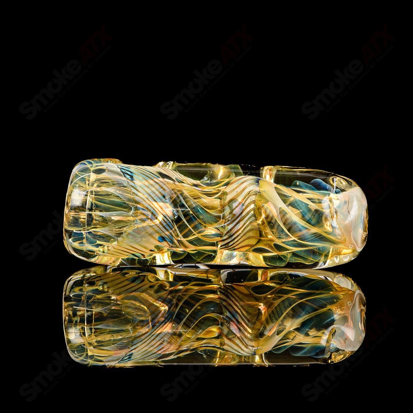 Texas Hot Glass #5 Taster Chillum glass pipe with clear glass construction and compact design for discreet use.