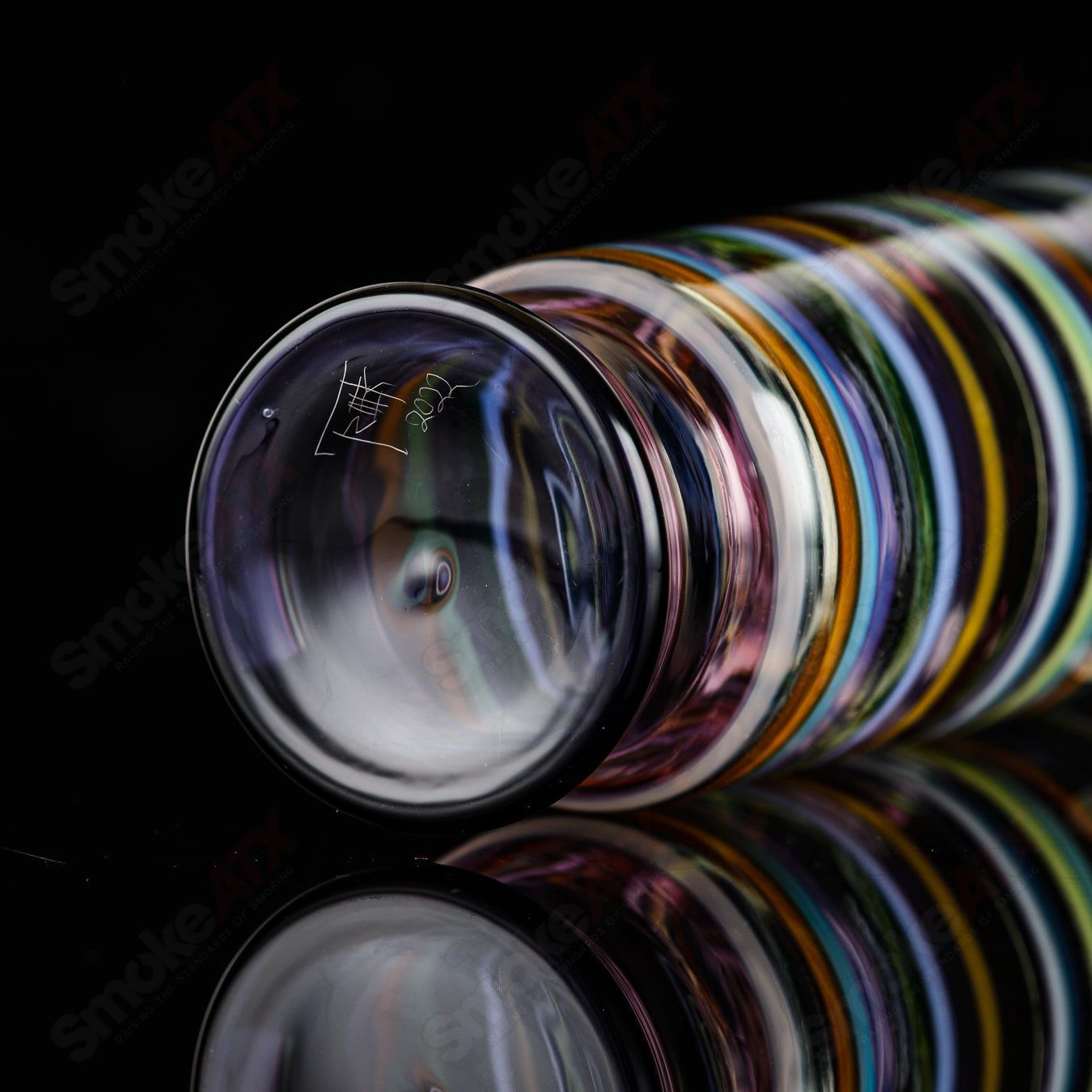 Encalmo Pint Glass by Freeek Glass, a clear heady glass cup with smooth, artistic encalmo design and rounded shape.