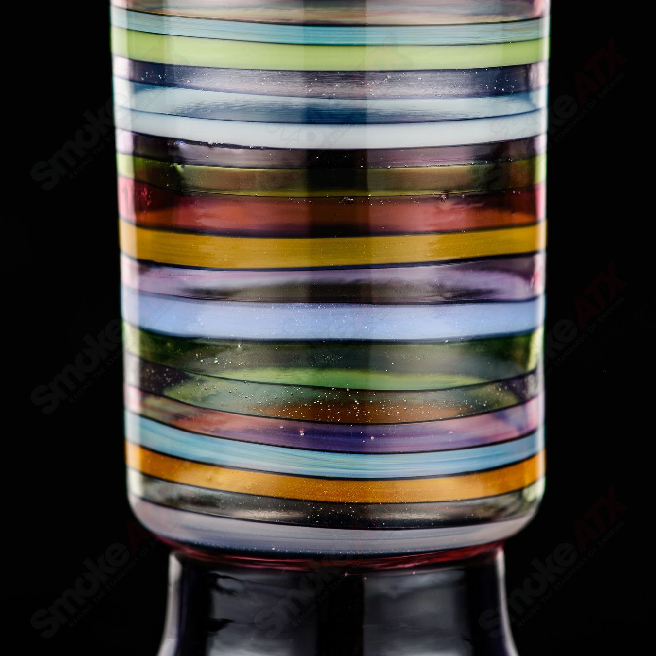 Encalmo Pint Glass by Freeek Glass, a clear heady glass cup with artistic encalmo design and smooth finish.