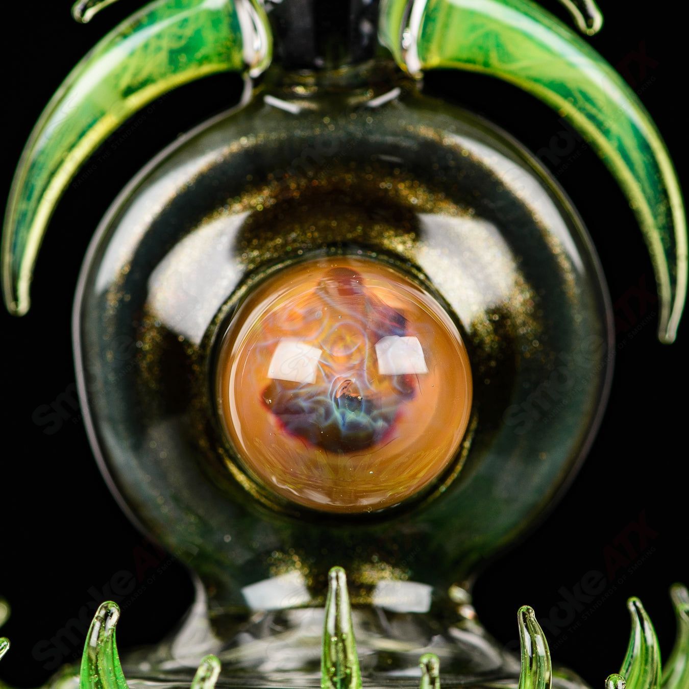 Fillacello DiscRig by Freeek Glass, a colorful heady glass concentrate rig with a sleek design and vibrant Slyme finish.